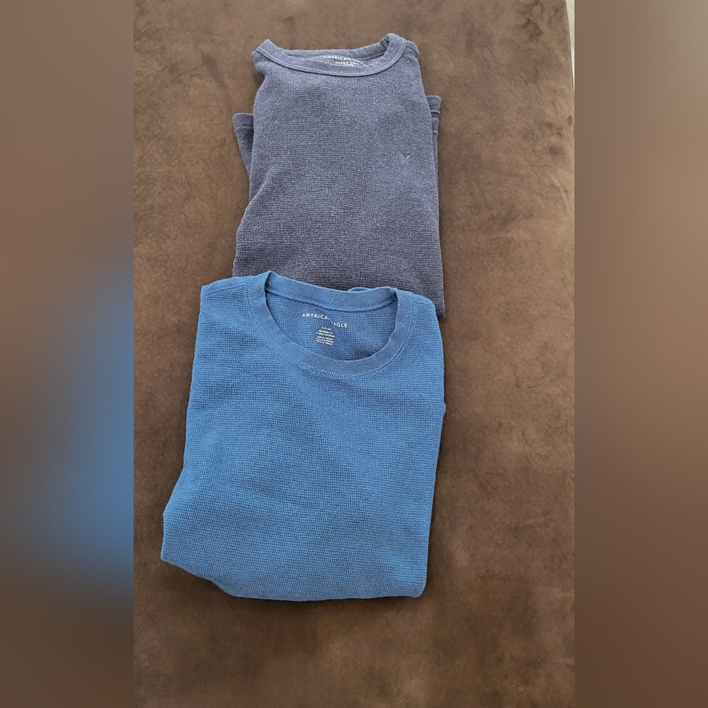 2 American Eagle thermal men Small